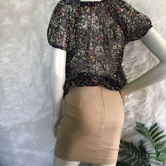 ANA Sheer Floral top  - Picture 3 of 5